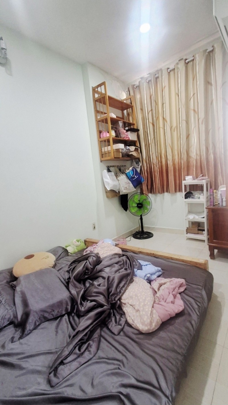 GIÁP TÂN KỲ TÂN QUÝ 28M2 3 TẦNG BTCT 2PN 2WC SÂN THƯỢNG CHỈ 3.3 TỶ 9