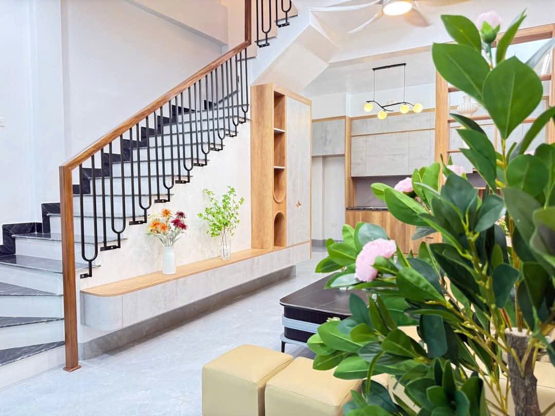 Bán căn nhà ngõ oto phố Lê Cảnh Tuân, ph Hải Tân, TP HD, 41m2, mt 4.5m, 3.5 tầng, 2.78 tỷ 7