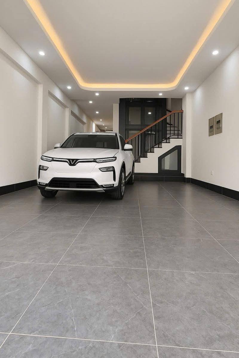 Bán nhà Ngọc Khánh, Ba Đình, dt 100m, ngõ thông, ô tô 7 chỗ vào nhà. Giá 34.6 tỷ 2