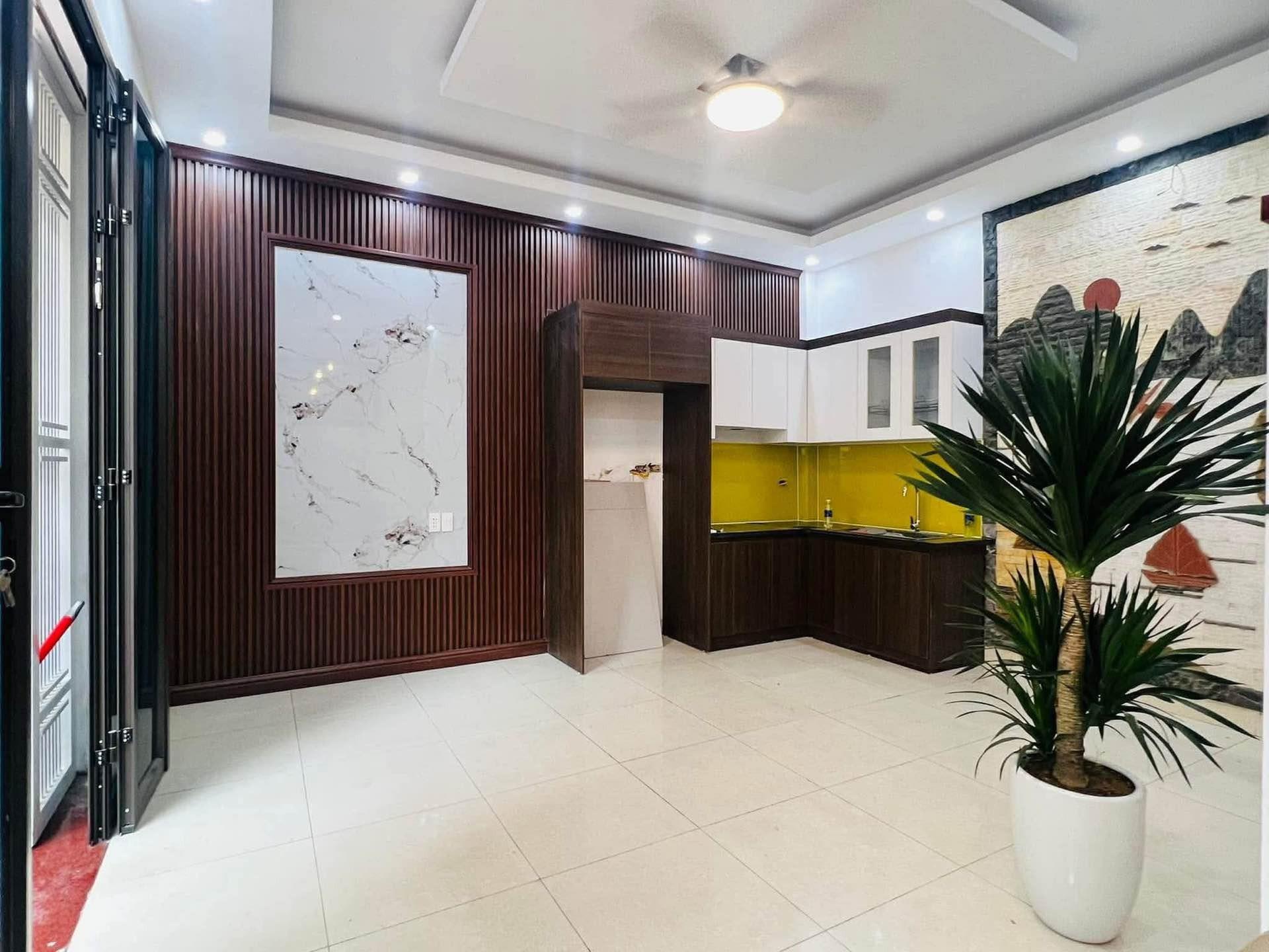 Cần BÁN GẤP NHÀ 5 TẦNG SÁT NGUYỄN VĂN LINH – 6 TỶ – GIÁ "SẬP SÀN" KHU VỰC 2