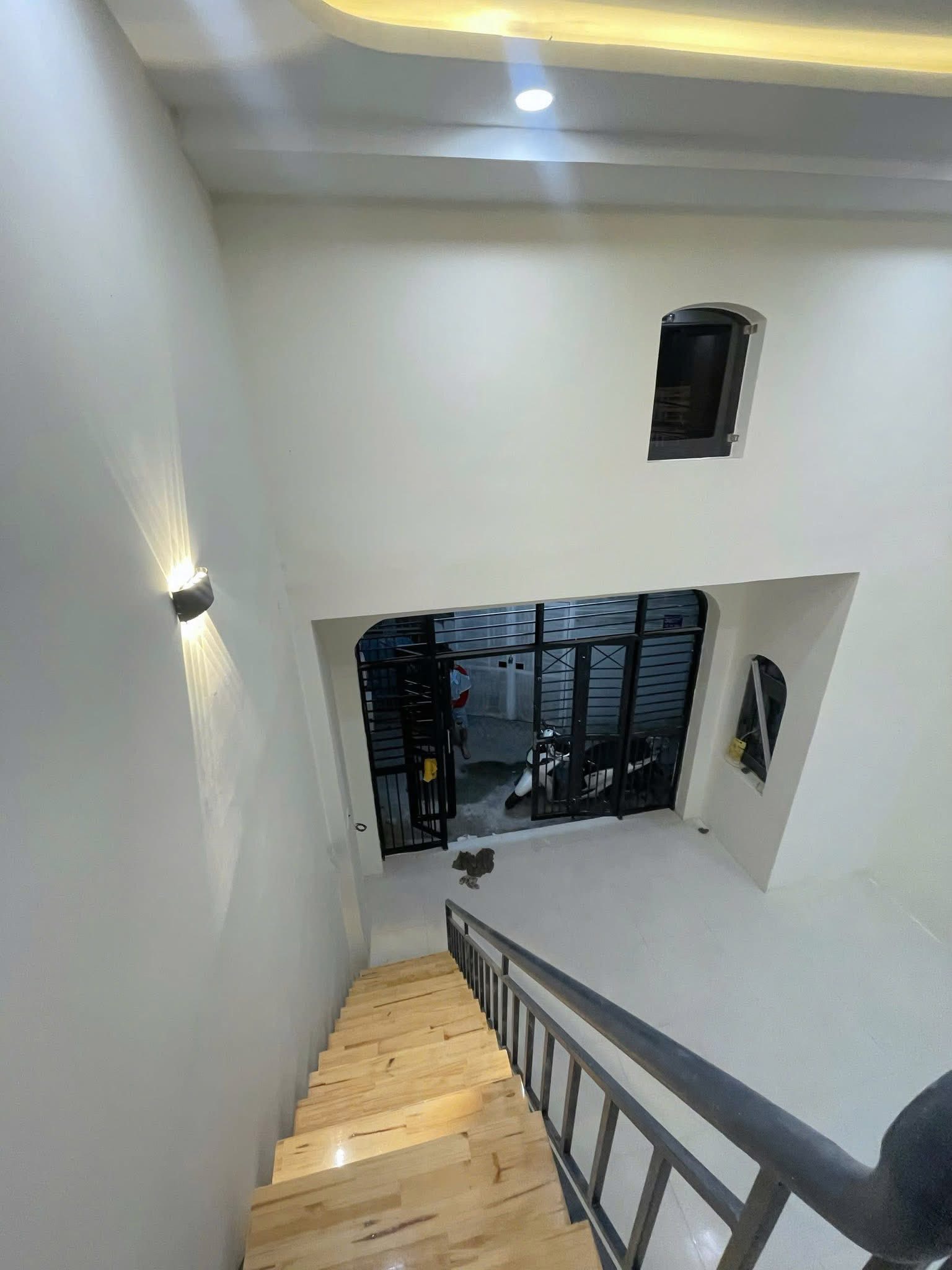 chủ cần bán nhà mới xây hẻm Võ Thị Sáu, gần chung cư PH. 2