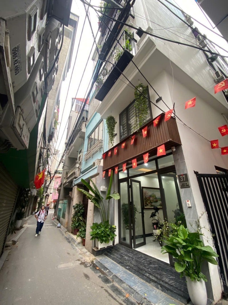 BÁN NHÀ NGỌC LÂM – LONG BIÊN  LÔ GÓC – Ô TÔ VÀO NHÀ – 7 TẦNG