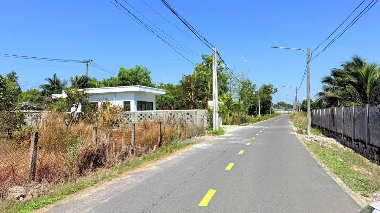 Cần bán Đất đường Tỉnh lộ 44, Xã Long Mỹ, Diện tích 211m², Giá 1.25 Tỷ 5