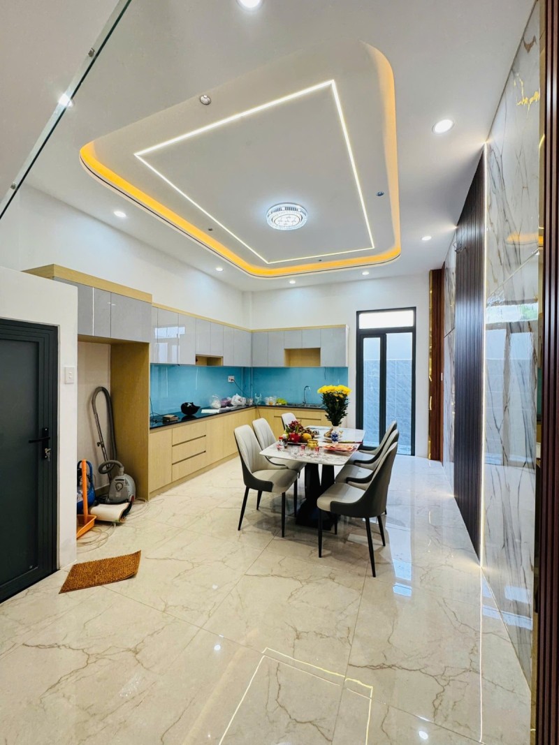 Bán nhà Lã Xuân Oai, Long Trường, Q9, Thủ Đức, TP HCM. DT 54m2, 4 tầng, SHR - Giá  6.7 tỷ 3