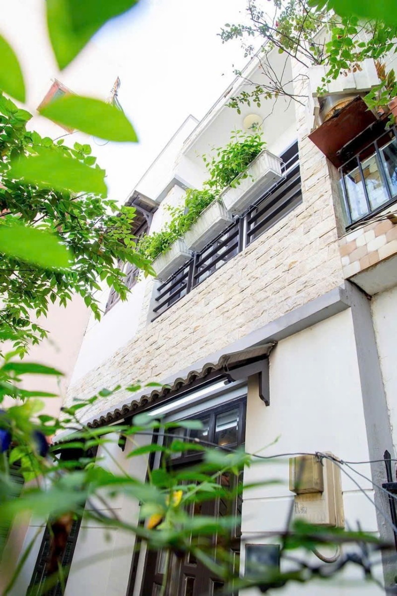 Bán nhà đường Tây Hoà, Phước Long A, Q9, Thủ Đức, TP HCM. DT 52m2, 2 tầng, 3PN, Giá  5.6 tỷ, SHR - 5