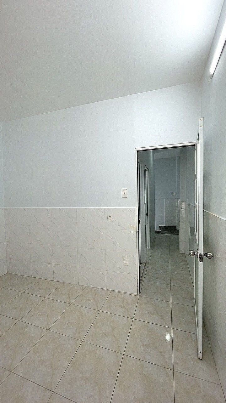 HÀNG HIẾM VƯỜN LÀI 23M2 NHÀ ĐÚC 2 TẦNG SHR GIÁ NHỈNH 3 TỶ 7