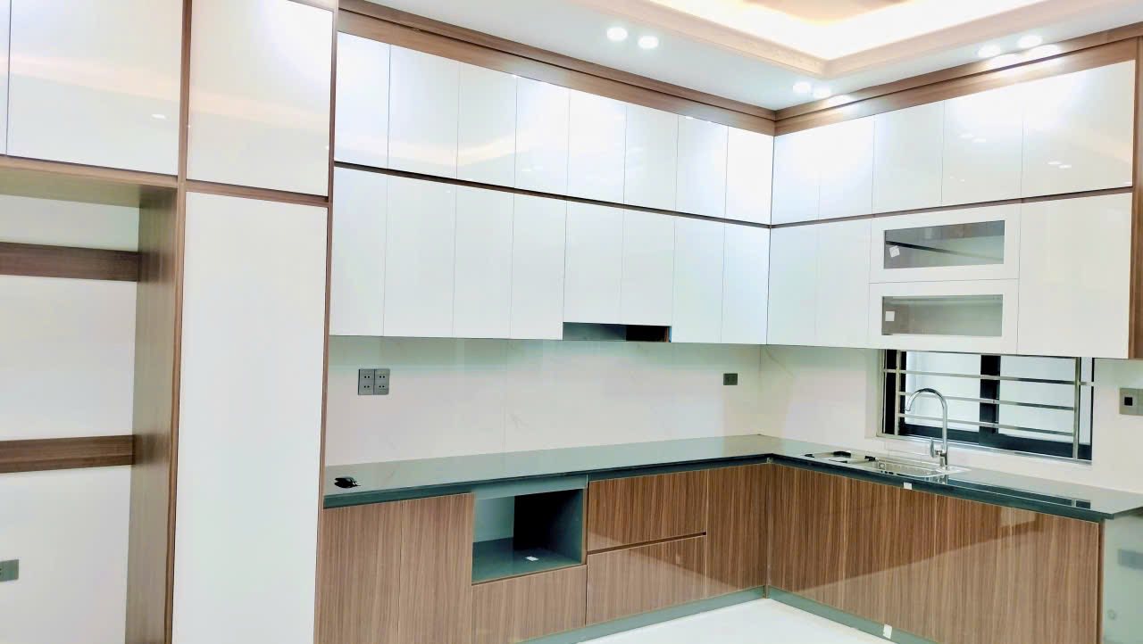 Bán nhà 4 tầng thang máy đẹp, KĐT An Phú, ph Lê Thanh Nghị, TP HD, 67.5m2, 4 ngủ, gara oto 8