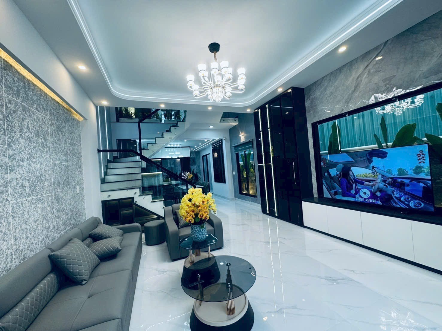 Bán nhà Tô Hiệu 115m2 kiệt ô tô vào sân nhà 3 mê tân cổ điển giá 7.1 tỷ