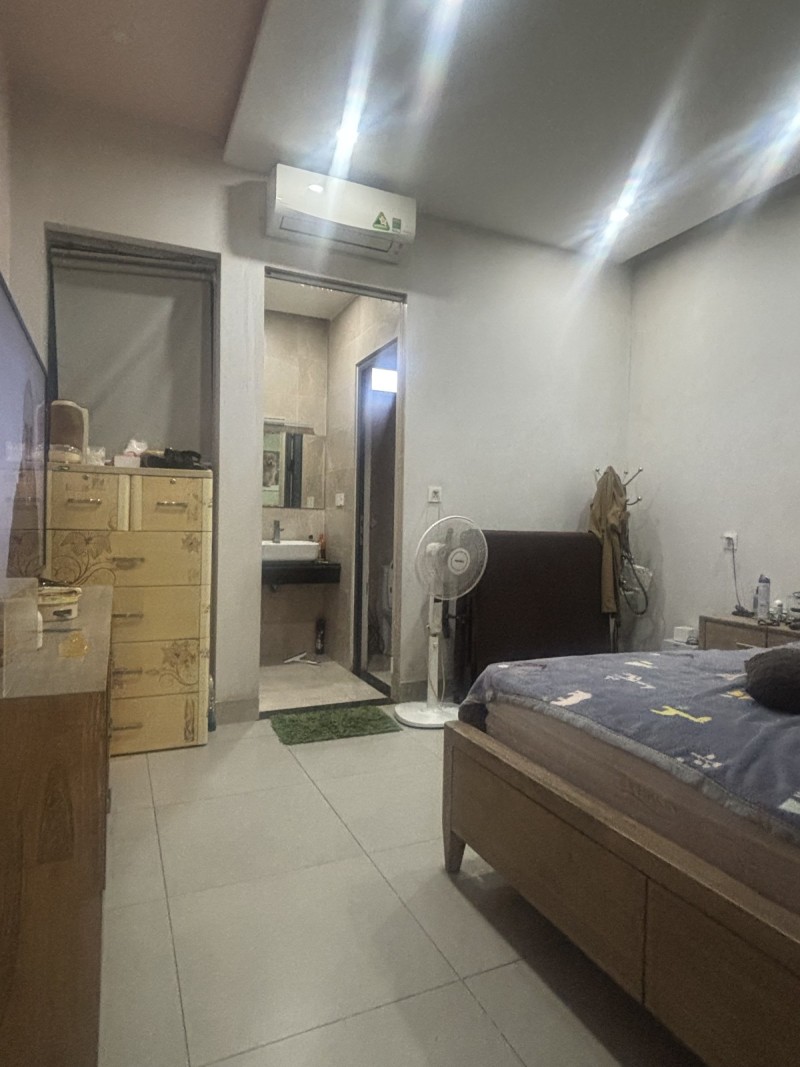 Bán nhà hẻm đường Quang Trung, Phường Tăng Nhơn Phú B, Q,9, TP HCM. DT 60m2, 2 tầng. Giá 4.7 tỷ, 4