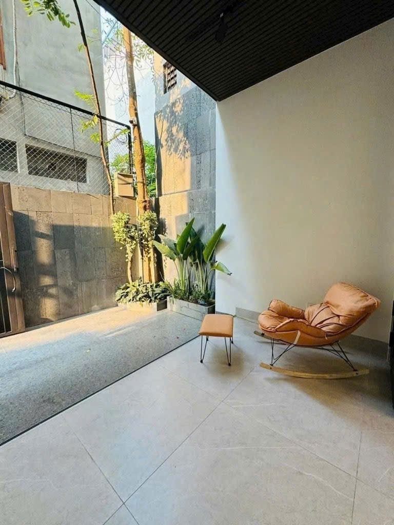 BÁN NHÀ BỒ ĐỀ – 5 TẦNG – Ô TÔ TRÁNH – GẦN PHỐ CỔ 2