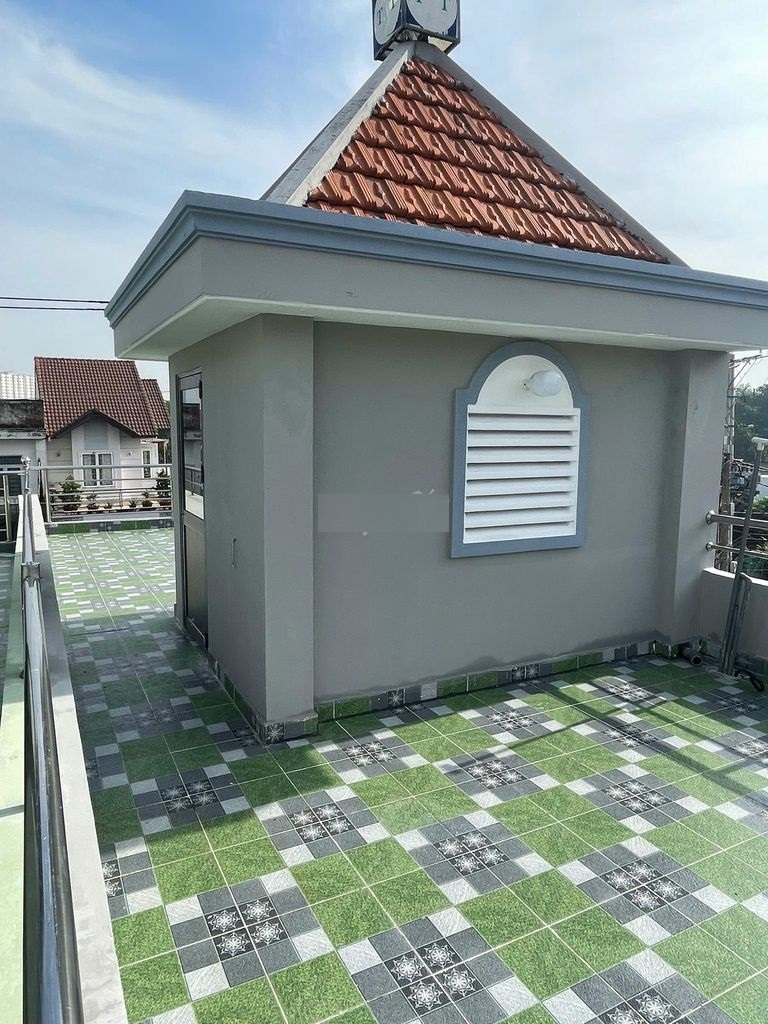 NHÀ MỚI XÂY HẺM 718 QUỐC LỘ 13 TRỆT 1 LẦU 2PN, 2WC GIÁ 12TR