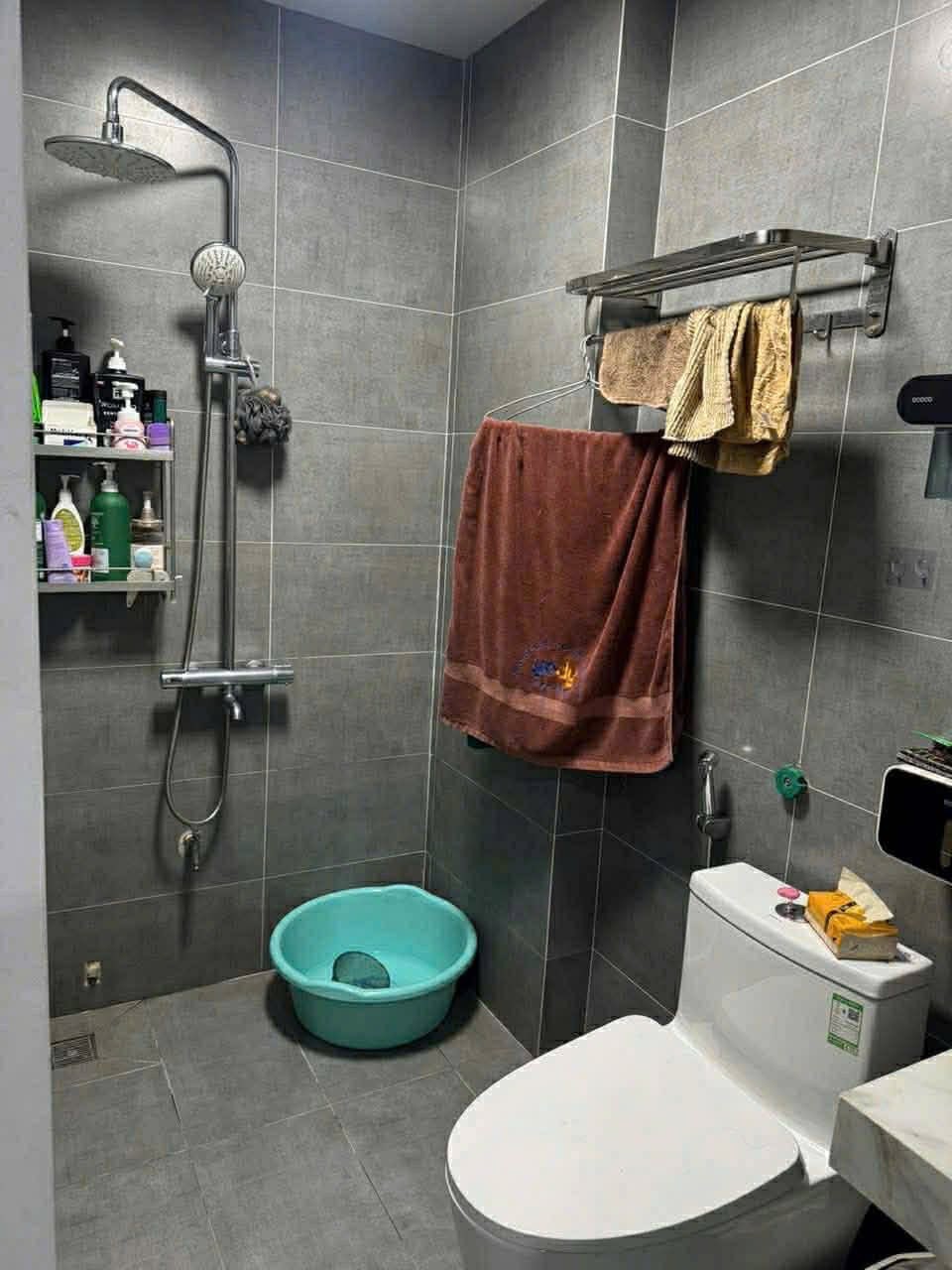 Bán căn nhà 3.5 tầng ngõ phố Phan Chu Trinh, ph Nhị Châu, TP HD, 50m2, mt 5.12m, 3 ngủ 9