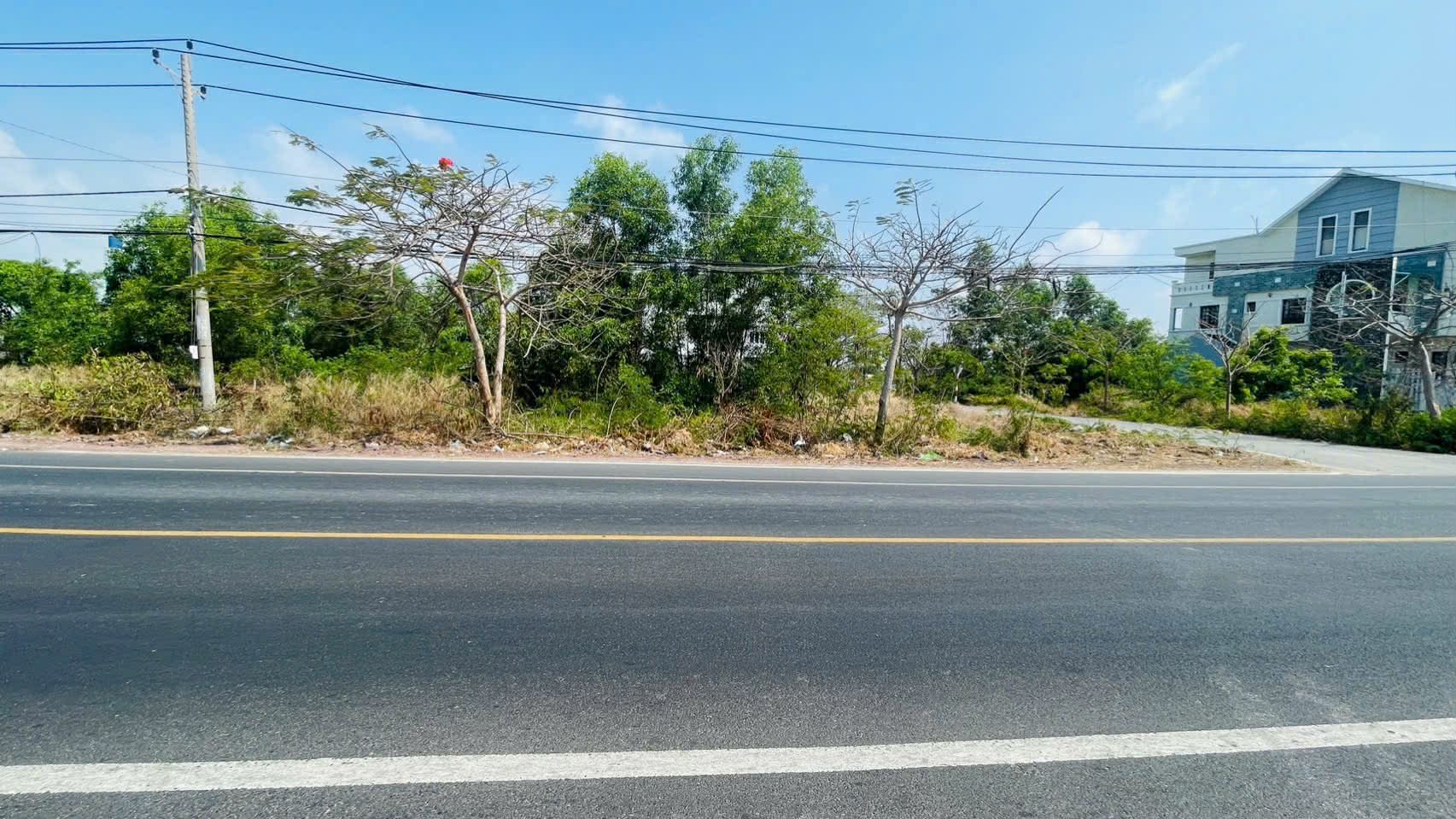 Cần bán Đất đường Võ Văn Kiệt, Xã Lộc An, Diện tích 200m², Giá Thương lượng 3