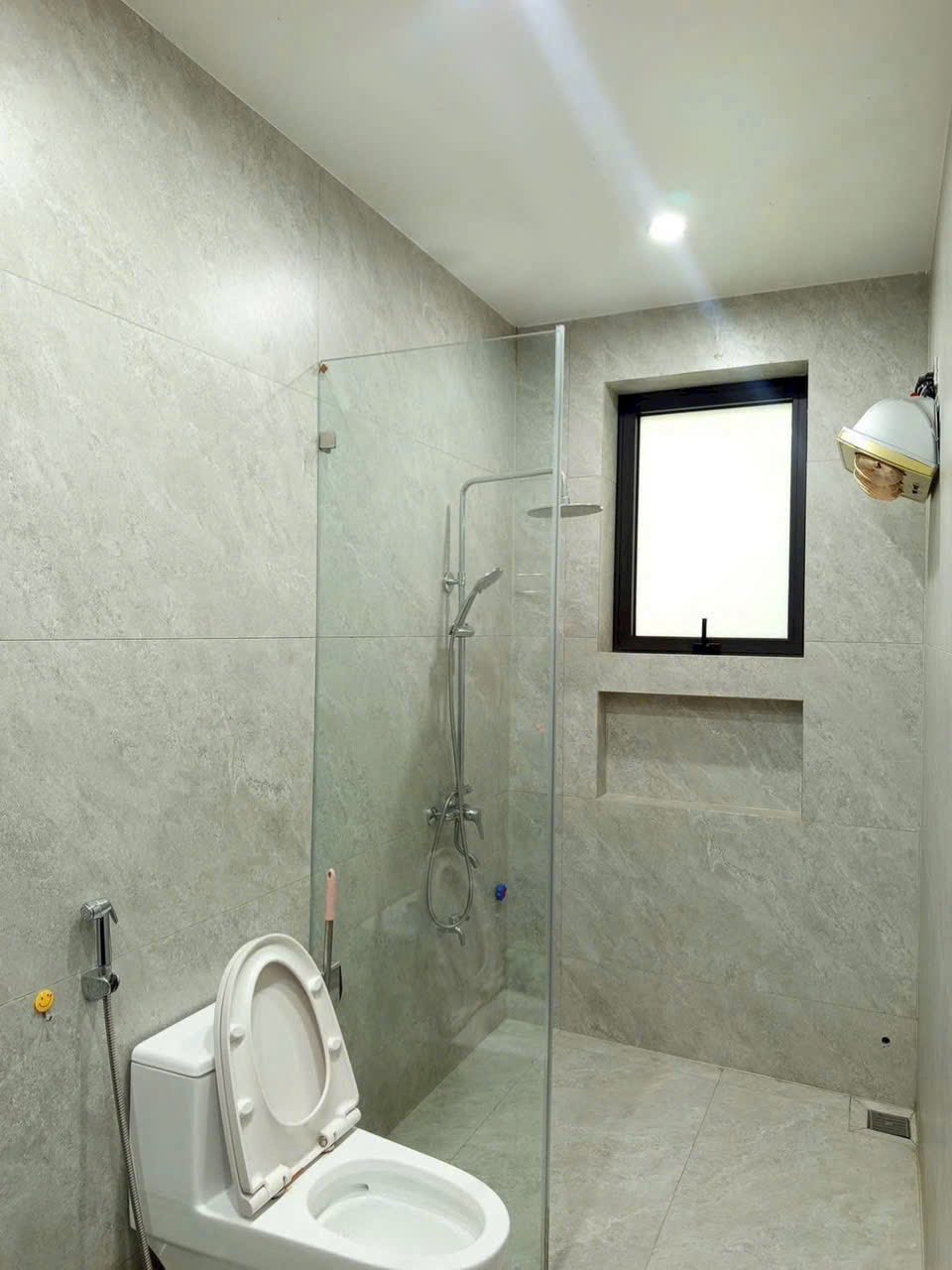 Bán căn biệt thự 3.5 tầng khu Đỉnh Long, ph Tân Bình, TP HD, 195.75m2, mt 11.5m, chỉ 1x tỷ 10