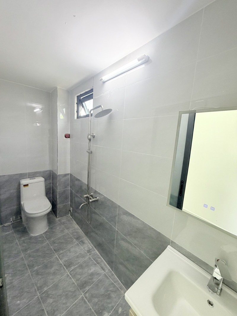 HẺM XE HƠI KINH DOANH TRẦN VĂN QUANG 35M2 3 TẦNG 3PN SHR CHỈ 5.4 TỶ 11