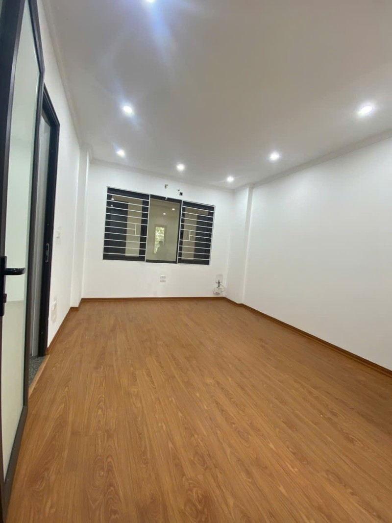 BÁT KHÔI – LONG BIÊN  NHÀ MỚI 5 TẦNG – Ô TÔ TRÁNH – GẦN CẦU VĨNH TUY 3