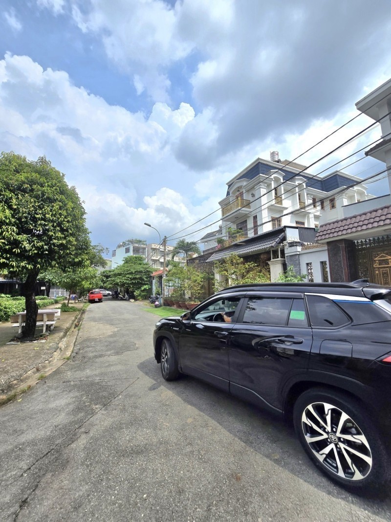 Bán nhà đường Linh Trung, Phường Linh Trung,Thủ Đức, TP HCM. DT 80m2, 1 tầng, SHR - Giá  8.45 tỷ -