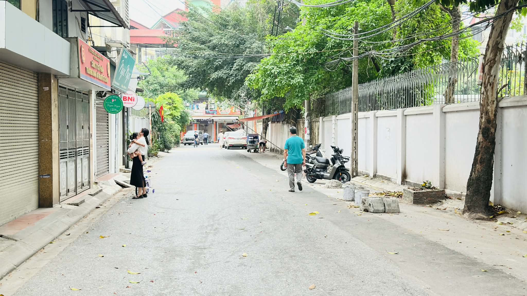 bán nhà Nguyễn Văn Cừ, 55m x 5 tầng, MT 6m, thang máy, ngõ ôtô tránh 2