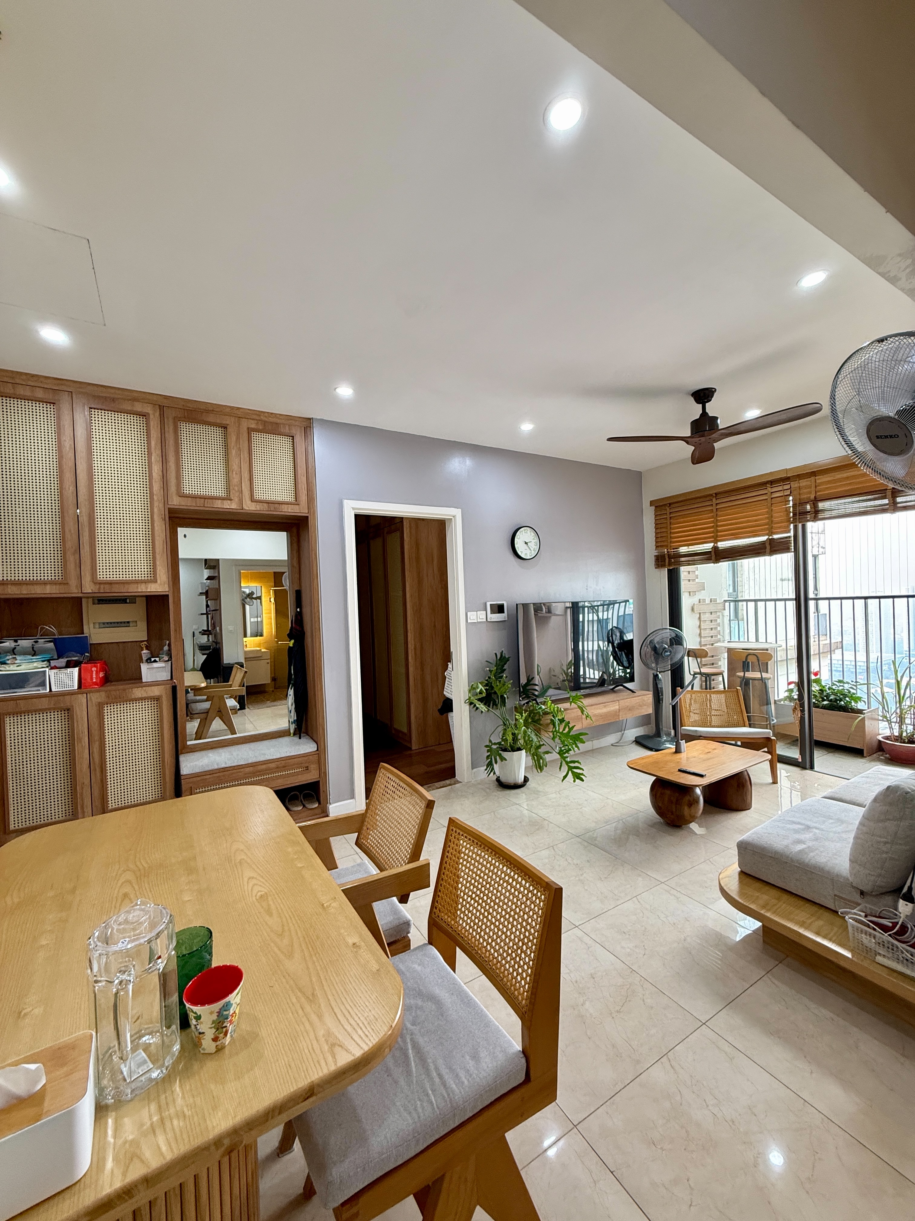 Bán căn hộ 2PN rẻ nhất D’Capitale Trần Duy Hưng, giá 9 tỷ 3