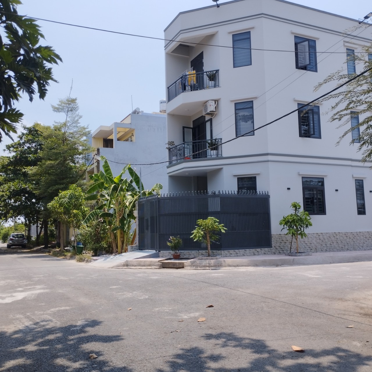 Cần bán gấp đất KDC Đông Dương, đường Bưng Ông Thoàn, Phường Phú Hữu, Diện tích 100m², Giá 4.9 Tỷ 3