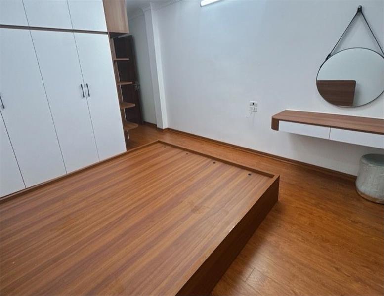 NHÀ MỚI ĐẸP HÀNG XÓM VINHOME – FULL NỘI THẤT -  Ô TÔ ĐỖ CỔNG HƠN 6 TỶ 3