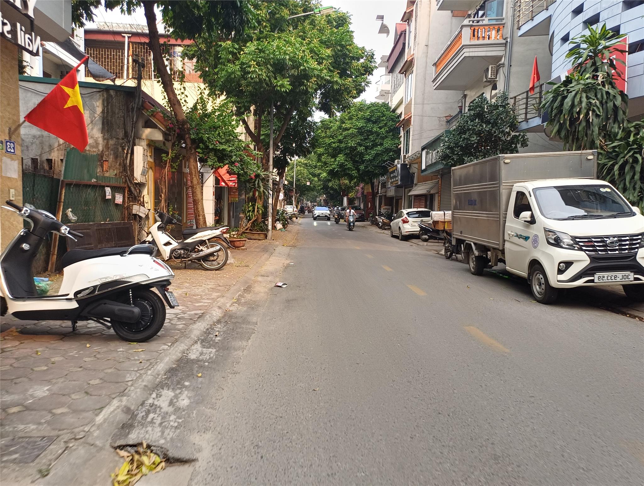 BÁN NHÀ SÀI ĐỒNG LONG BIÊN - Ô TÔ SÁT NHÀ NGÀY ĐÊM - 5 TẦNG 3 NGỦ NỘI THẤT ĐẸP -  6.5 TỶ