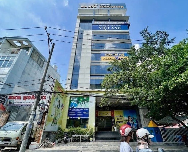 Cần bán Văn phòng đường Nguyễn Trọng Tuyển, Phường 10, Diện tích 365m², Giá 120 Tỷ