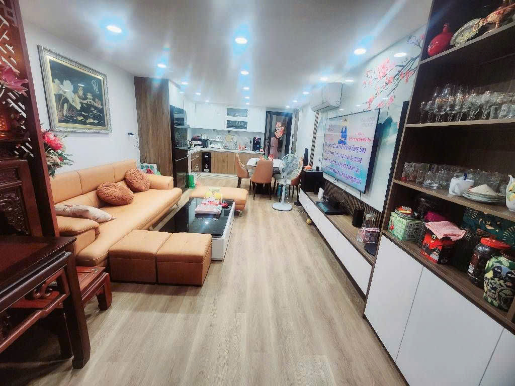 Ngộp bank bán Gấp nhà ngõ 358 Bùi Xương Trạch thông Vũ Tông Phan ô tô đỗ 35m2 chỉ 3.x tỷ.