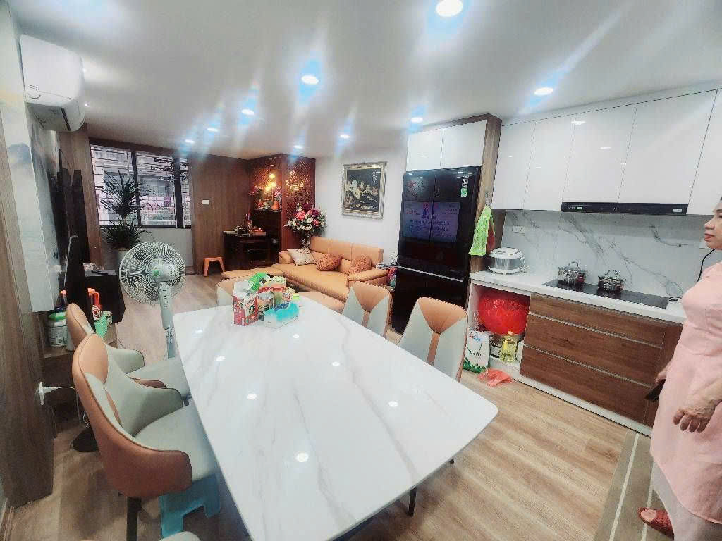 Ngộp bank bán Gấp nhà ngõ 358 Bùi Xương Trạch thông Vũ Tông Phan ô tô đỗ 35m2 chỉ 3.x tỷ. 2