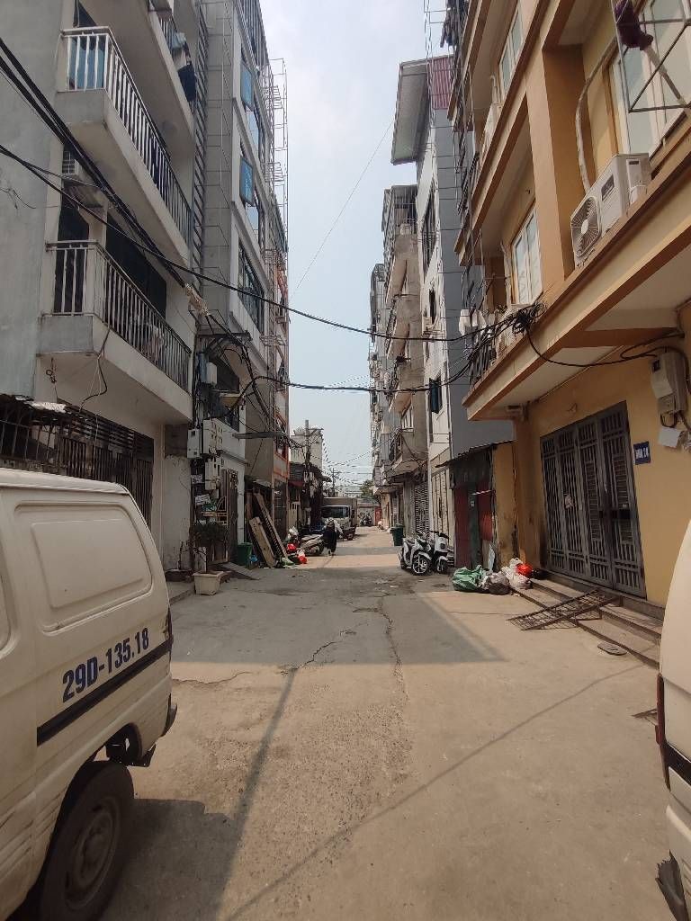 Cần bán Đất đường Lĩnh Nam, Phường Lĩnh Nam, Diện tích 60m², Giá 12.6 Tỷ