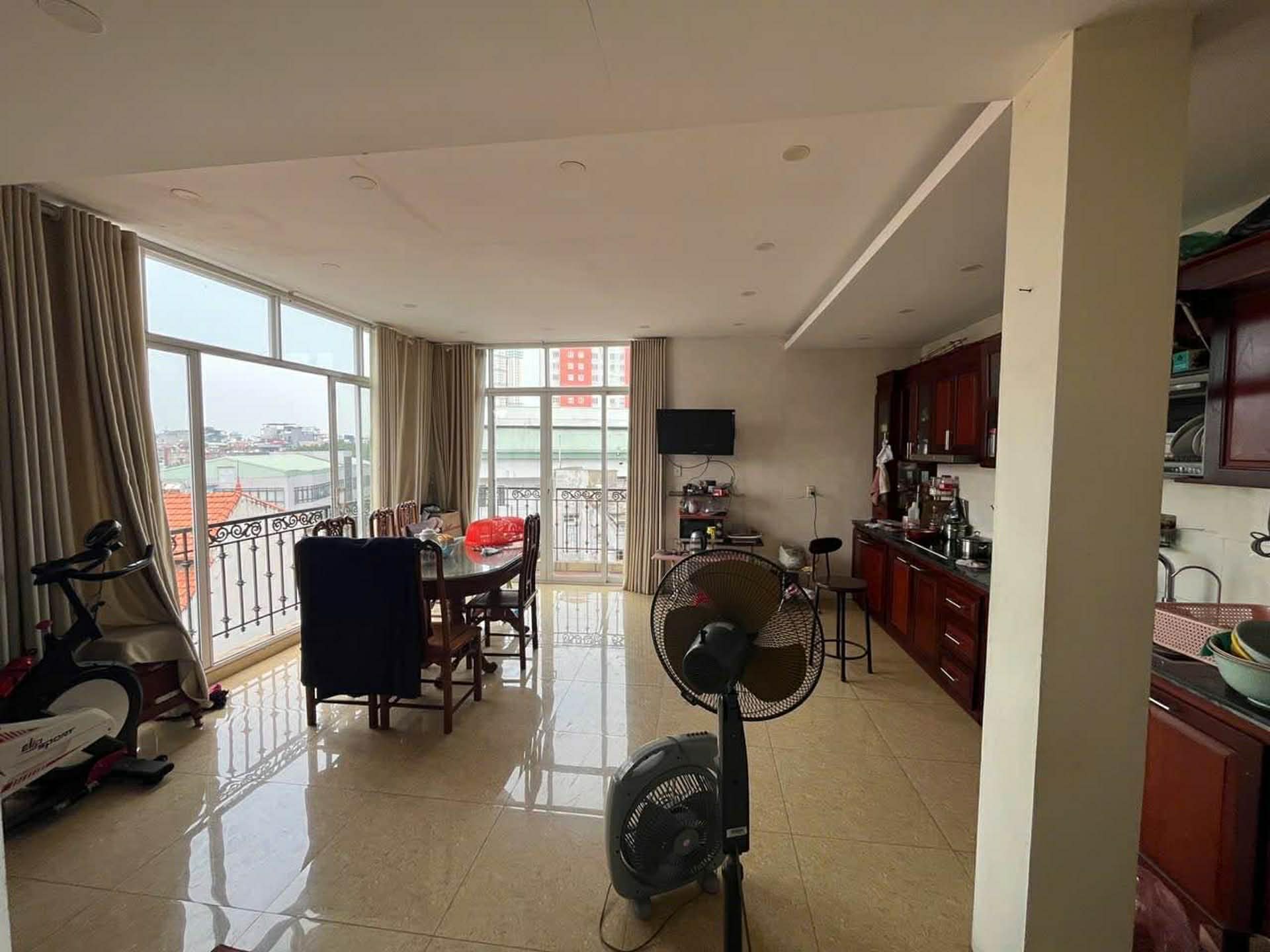 bán nhà Nguyễn Văn Cừ, 55m x 5 tầng, MT 6m, thang máy, ngõ ôtô tránh 3