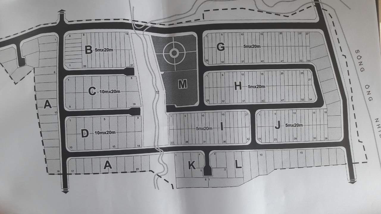 Cần bán gấp đất KDC Đông Dương, đường Bưng Ông Thoàn, Phường Phú Hữu, Diện tích 100m², Giá 4.9 Tỷ 5