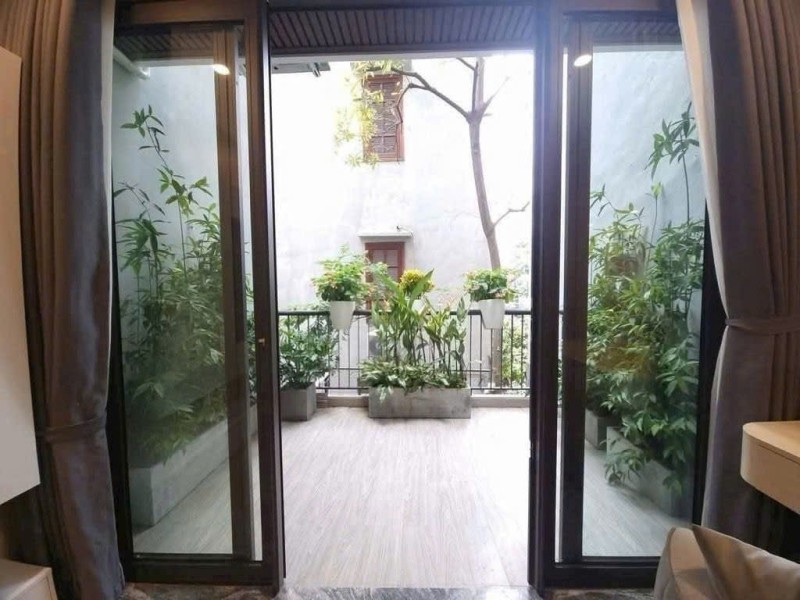 BÁN NHÀ BỒ ĐỀ – 5 TẦNG – Ô TÔ TRÁNH – GẦN PHỐ CỔ 5