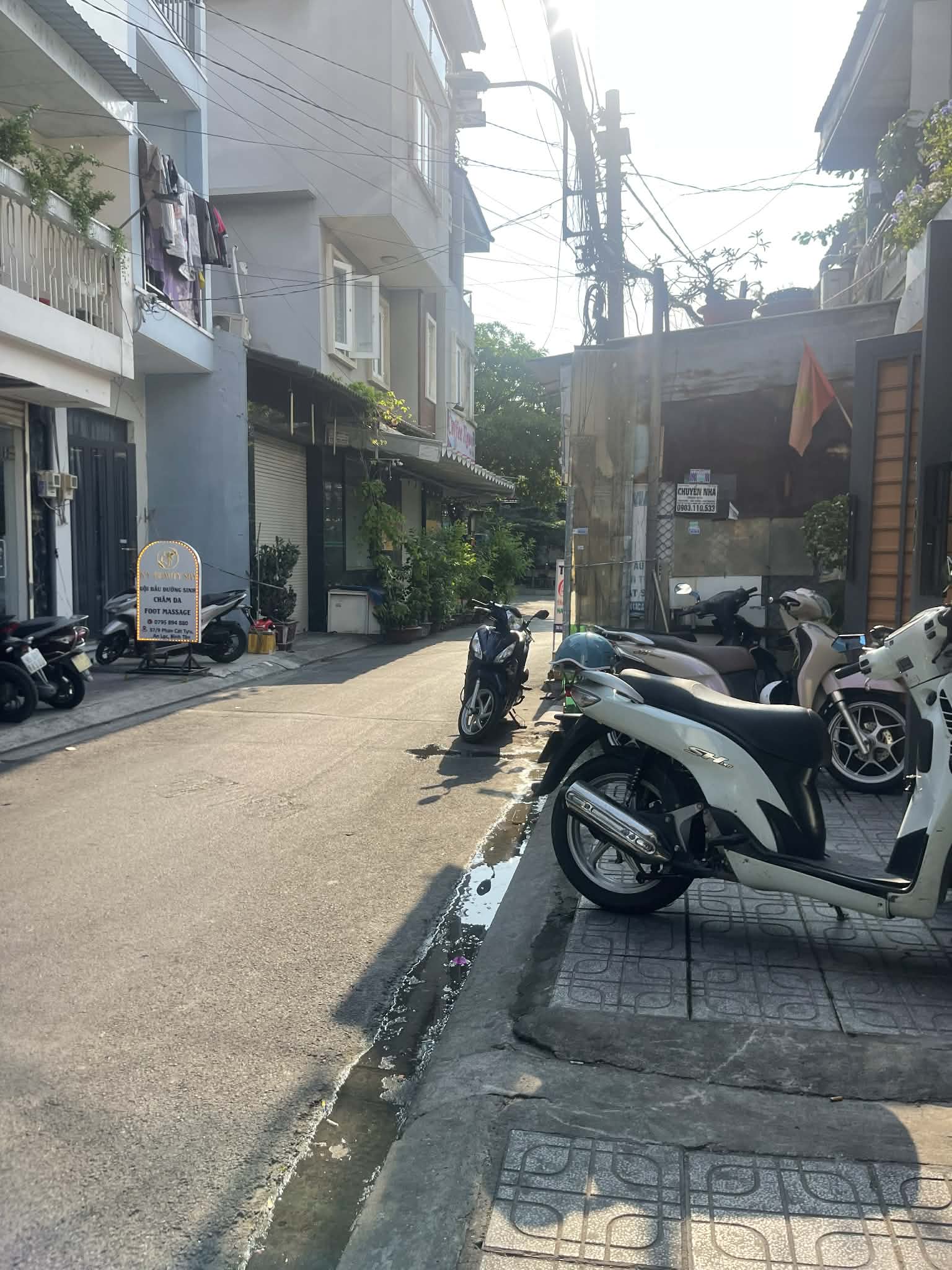 CẦN SANG NHƯỢNG LẠI TIỆM GỘI VÀ MATXA CỔ VAI GÁY 3