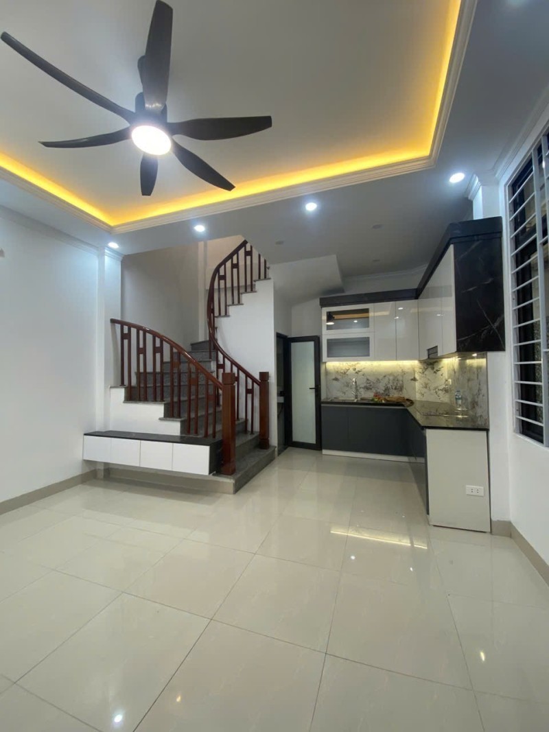 BÁT KHÔI – LONG BIÊN  NHÀ MỚI 5 TẦNG – Ô TÔ TRÁNH – GẦN CẦU VĨNH TUY