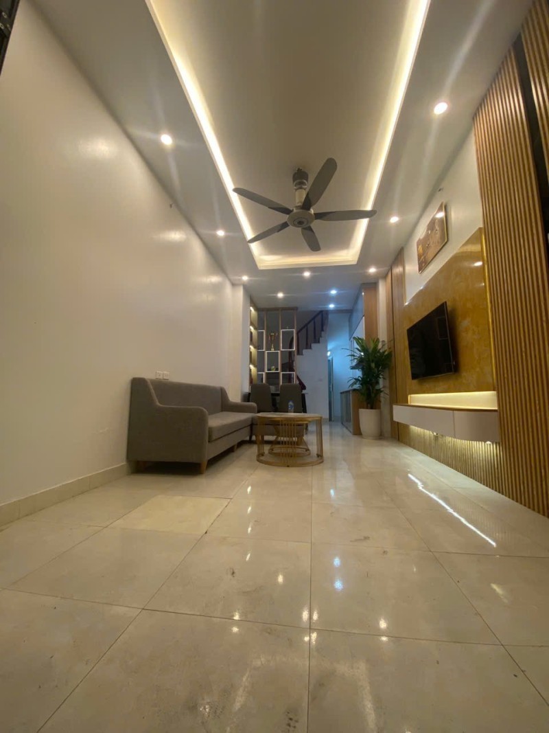 BÁN NHÀ BÁT KHỐI – 5 TẦNG MỚI – Ô TÔ TRÁNH – CHỈ 8.2 TỶ 2