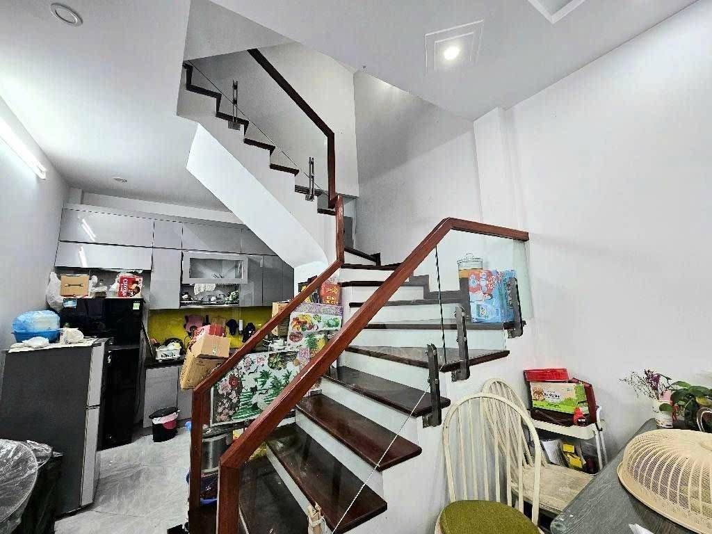 Cần bán Nhà mặt tiền đường Tân Mai, Phường Tân Mai, Diện tích 43m², Giá 9.3 Tỷ 5