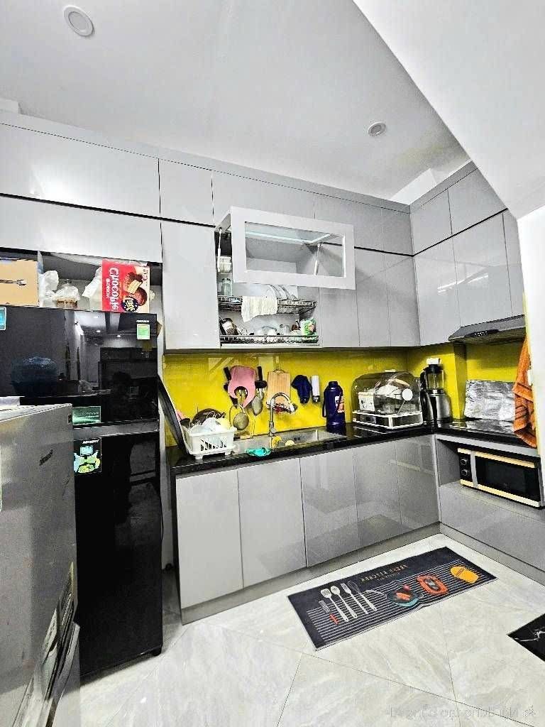 Cần bán Nhà mặt tiền đường Tân Mai, Phường Tân Mai, Diện tích 43m², Giá 9.3 Tỷ 6