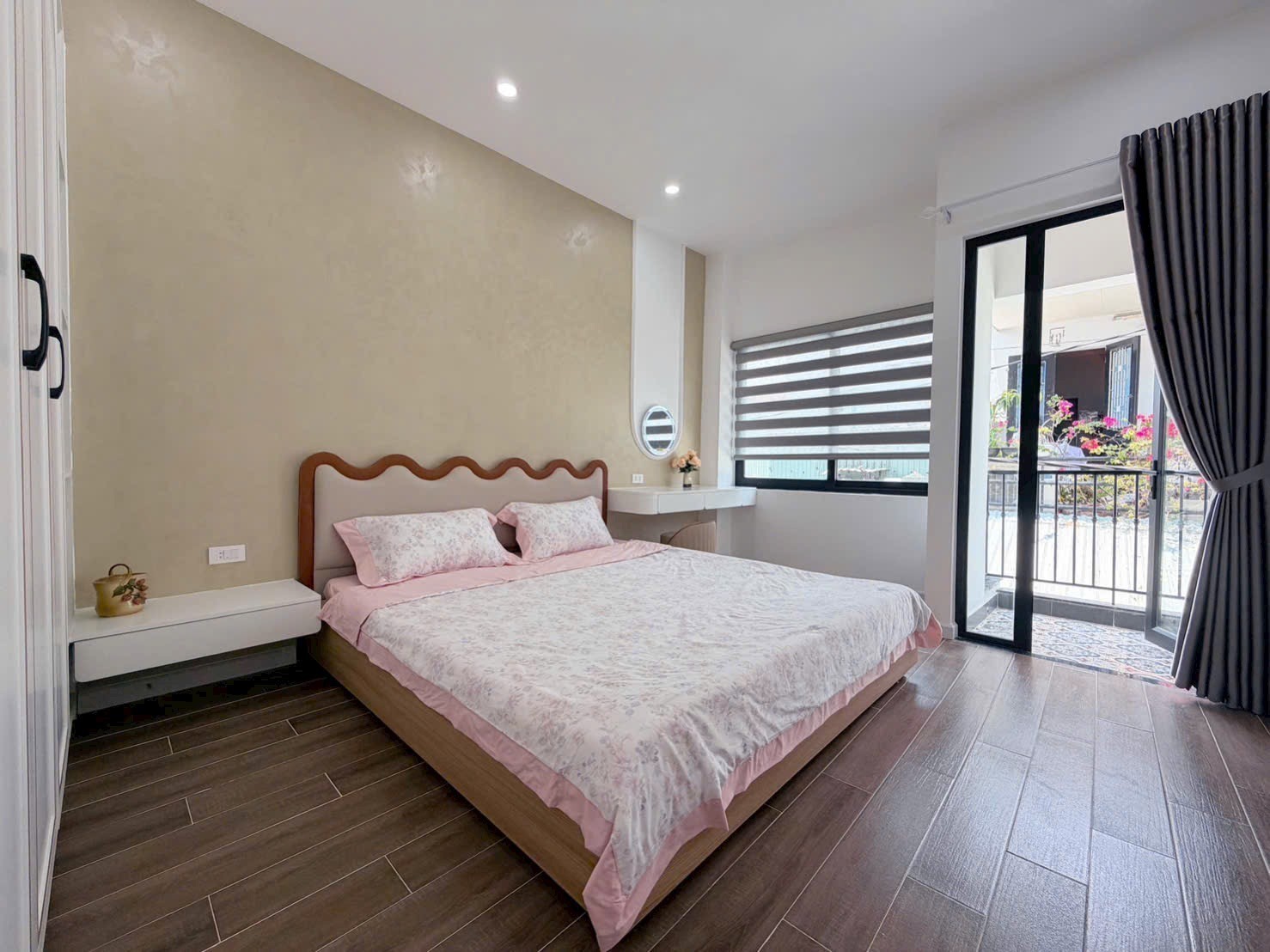 Nhà kiệt Lý Tự Trọng 40m2 3PN nhà mới giá 4.39 tỷ Hải Châu ở ngay 3