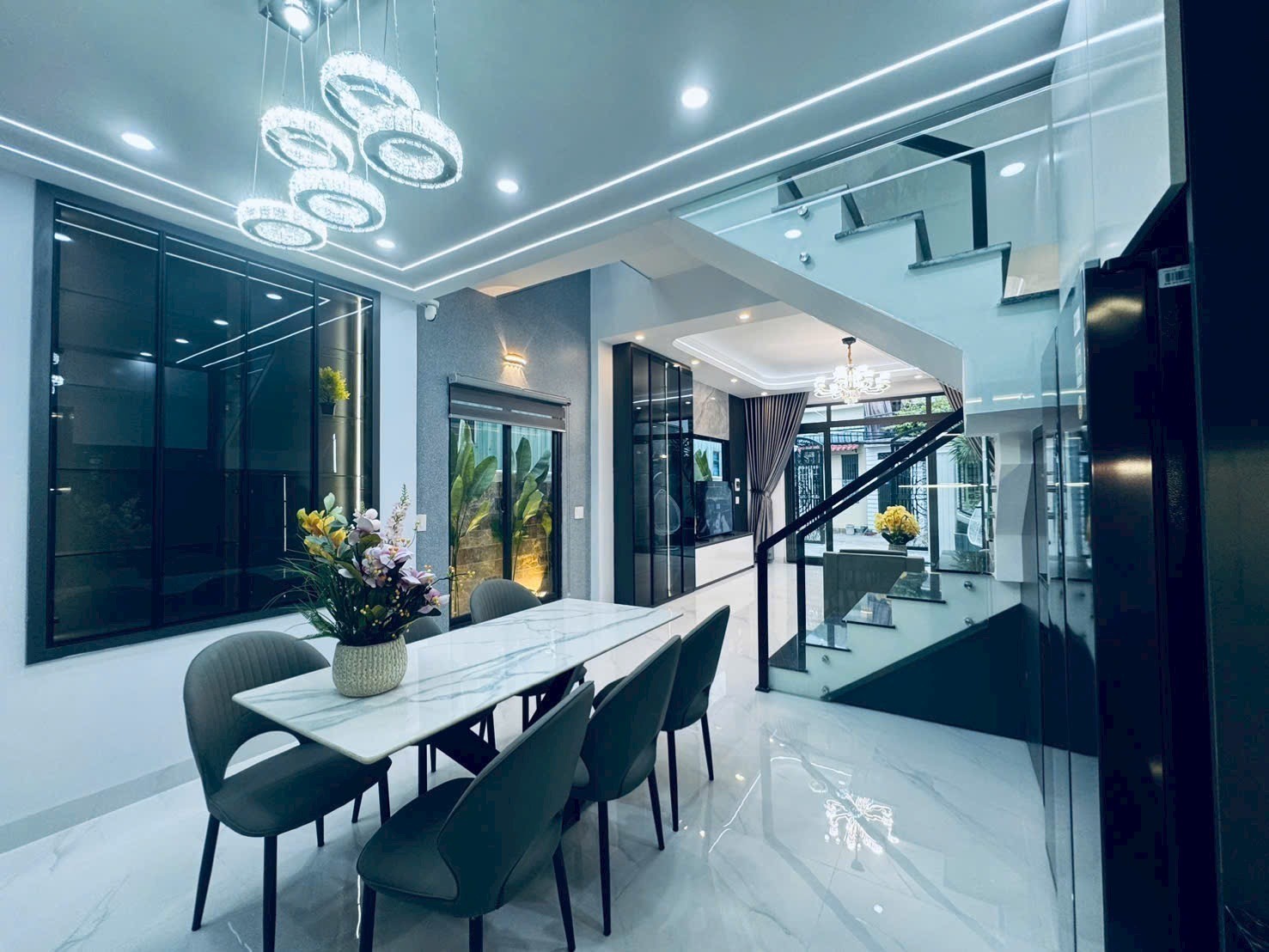 Bán nhà Tô Hiệu 115m2 kiệt ô tô vào sân nhà 3 mê tân cổ điển giá 7.1 tỷ 2