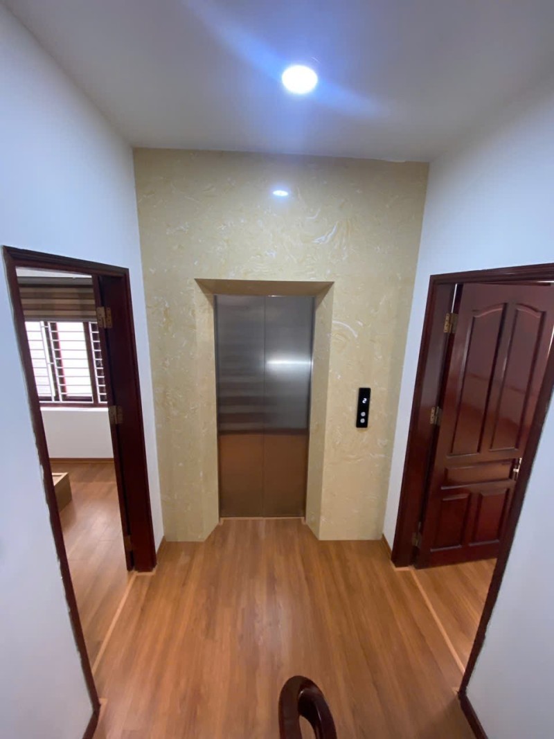 BÁN NHÀ CAO CẤP NGUYỄN VĂN CỪ – LÔ GÓC – THANG MÁY – FULL NỘI THẤT 4