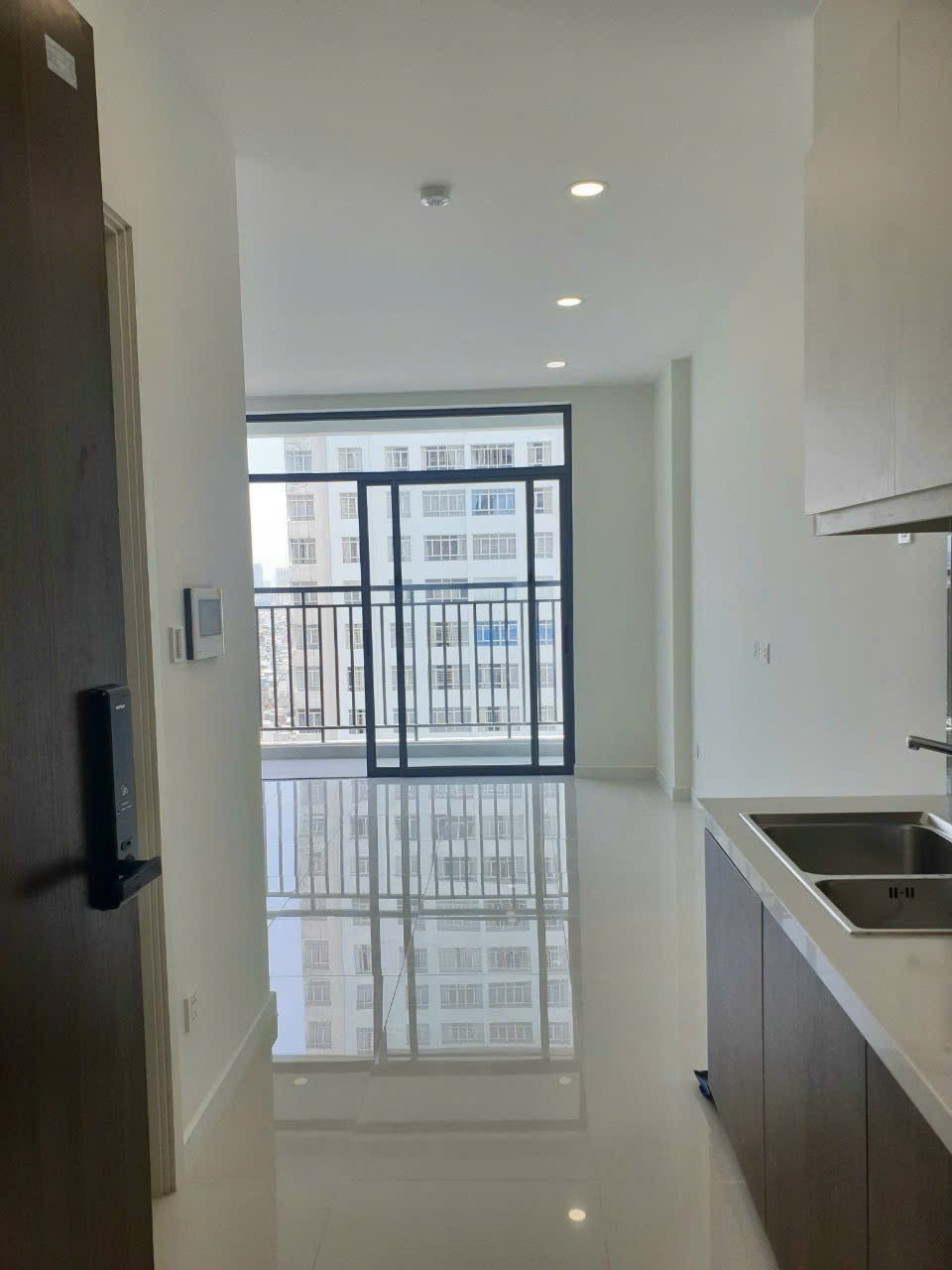 Cho thuê Căn Hộ Giai Việt Central Premium Officetel Quận 8, Dt : 40 m2, 1PN, Giá : 8 tr/th