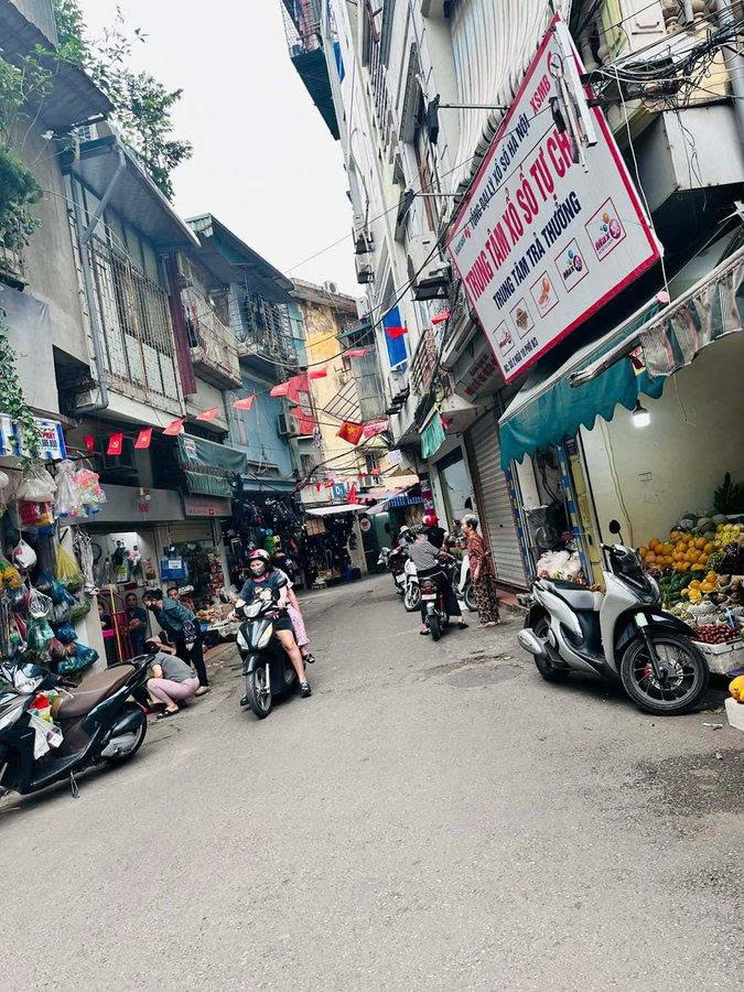 Bán Nhà Đường 8/3. 43m2.  5 tầng. mặt tiền 4.2m. giá đẹp 16 Tỷ Hai Bà Trưng Hà Nội 5