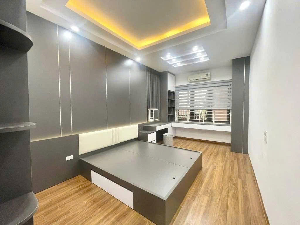 Cần bán Nhà mặt tiền đường Trương Định, Phường Trương Định, Diện tích 36m², Giá 8.28 Tỷ 2