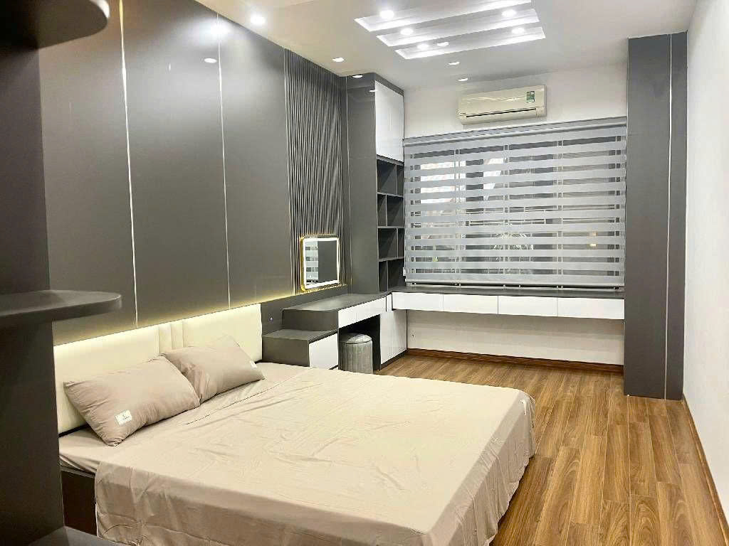 Cần bán Nhà mặt tiền đường Trương Định, Phường Trương Định, Diện tích 36m², Giá 8.28 Tỷ 6