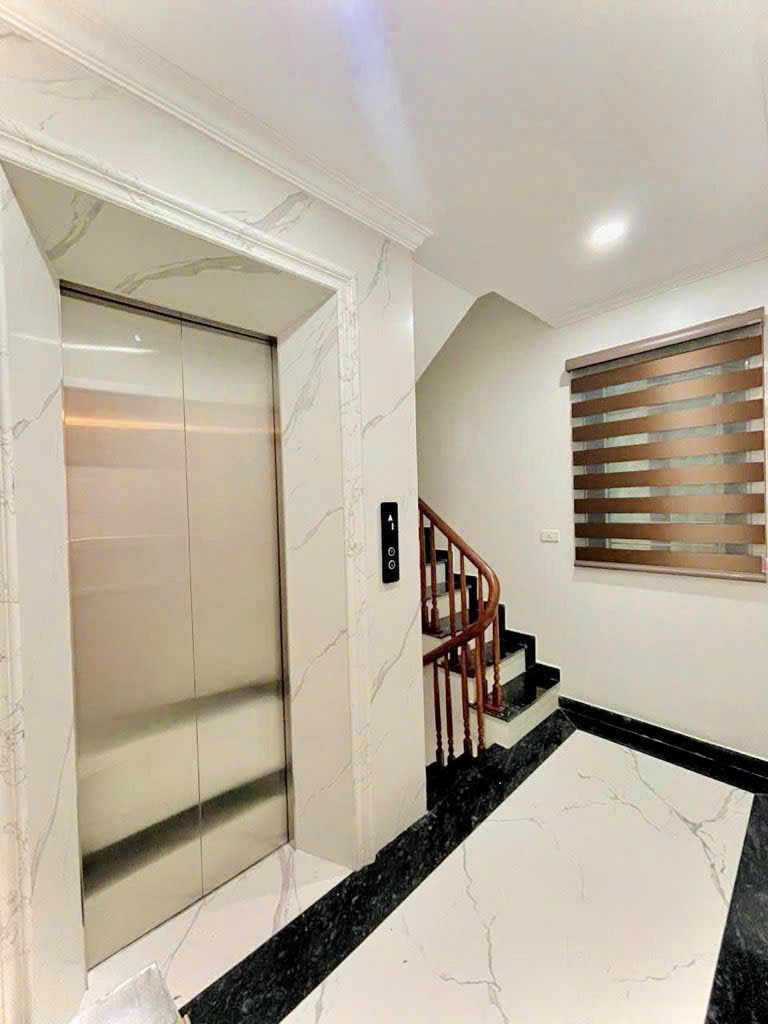 Cần bán Nhà mặt tiền đường Vĩnh Hưng, Phường Vĩnh Hưng, Diện tích 45m², Giá 15 Tỷ 5