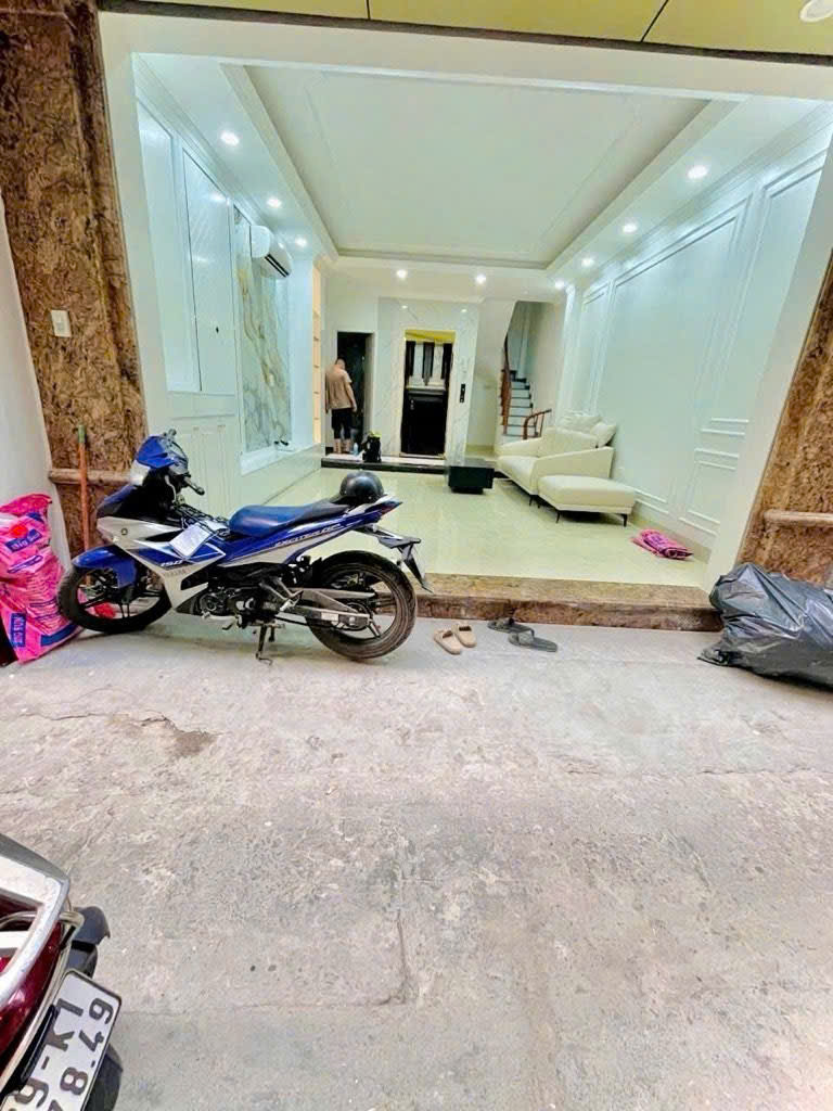 Cần bán Nhà mặt tiền đường Vĩnh Hưng, Phường Vĩnh Hưng, Diện tích 45m², Giá 15 Tỷ 6