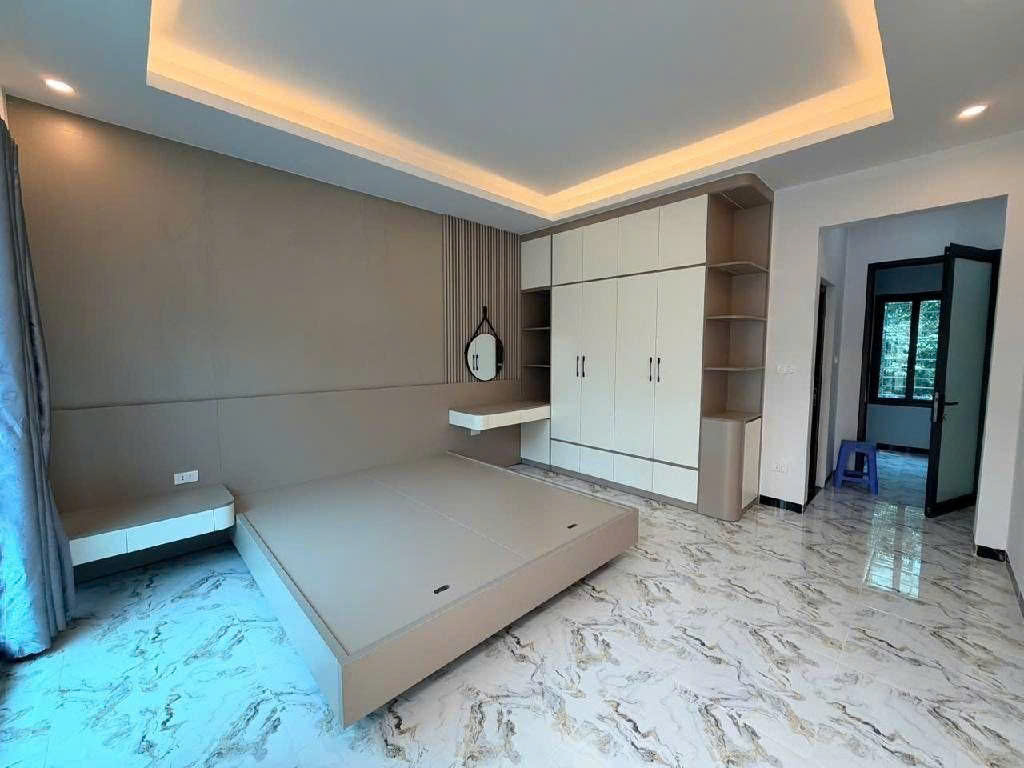 Cần bán Nhà mặt tiền đường Minh Khai, Phường Mai Động, Diện tích 35m², Giá 8.6 Tỷ 4