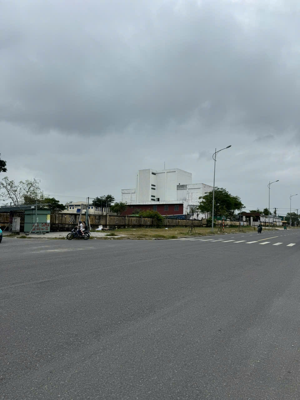 180m2/ 21,5 tỷ Nhà 2 Tầng,Đường Nguyễn Đức Thuận rộng 15m lề 9m, sát Biển Sơn Thủy,H:Bắc 5