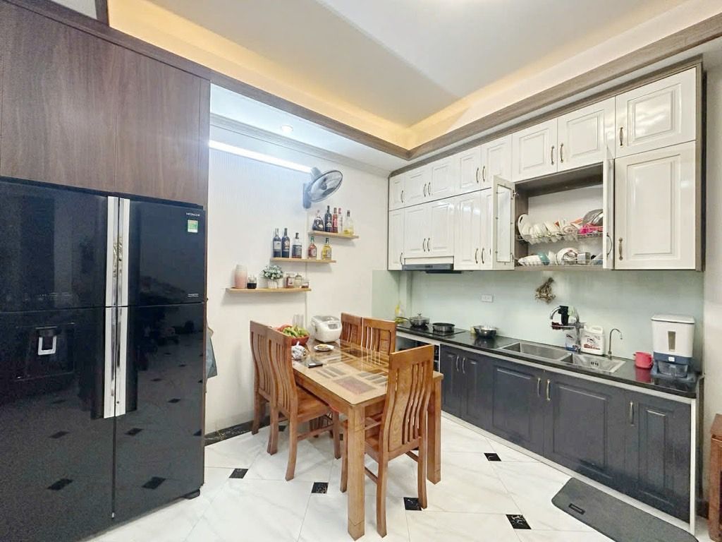 Cần bán Nhà mặt tiền đường Thanh Lân, Phường Vĩnh Hưng, Diện tích 50m², Giá 9.1 Tỷ